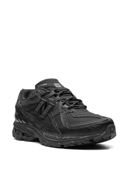 1906 "Tripple Black" sneakers