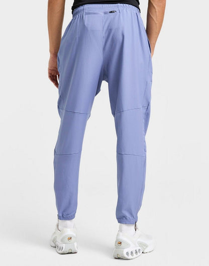 Nike Challenger Woven Track Pants