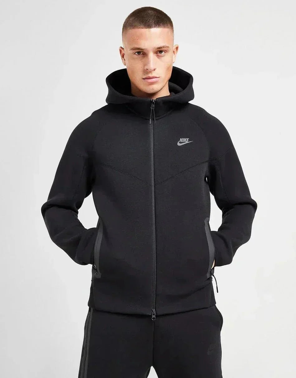 NK Sweat à capuche Tech Fleece