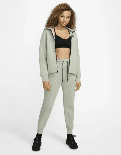 NK Tech Fleece Joggers