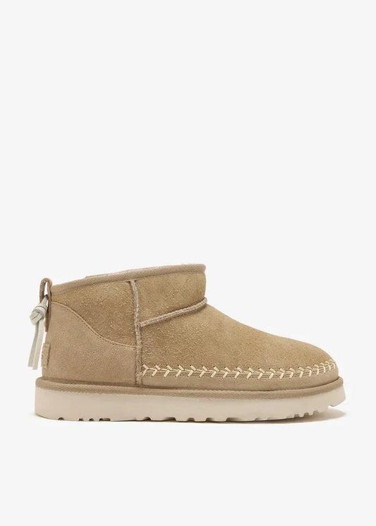 UGG Classic Ultra Mini Biarritz boots beige