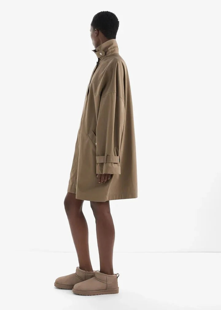 UGG Classic Ultra Mini boots beige